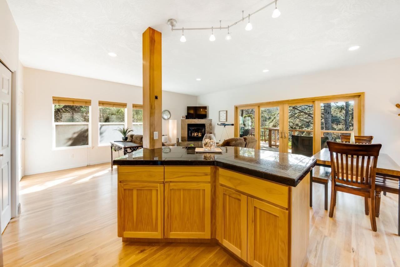 ניופורט Yaquina Lighthouse View Beach Home מראה חיצוני תמונה